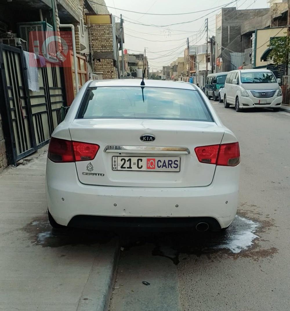 كيا سيراتو